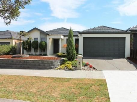 AVAILABLE NOW... IMMACULATE, SPACIOUS 3 BEDROOM PLUS STUDY FAMILY HOME!