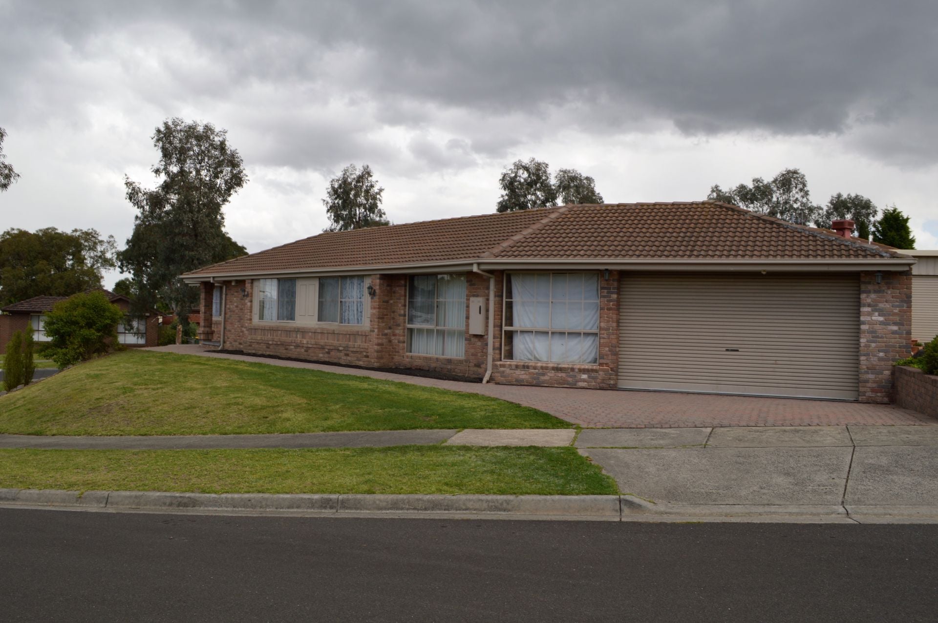 DESIRED MILL PARK LOCATION!   *Insp Thu 23rd Nov @ 4:40pm*
