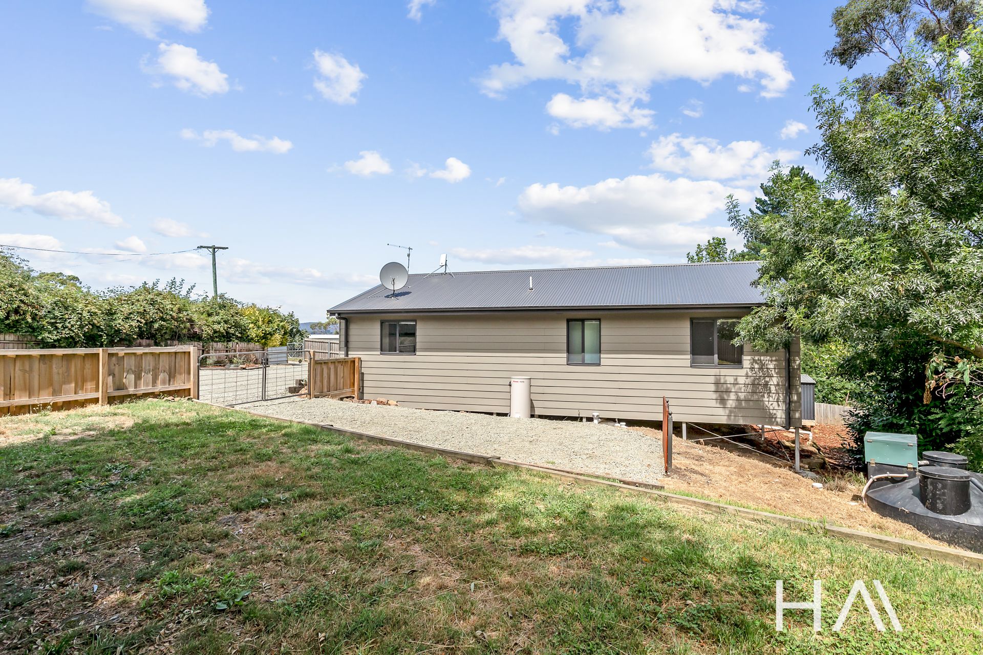 11 Post Office Road, Hillwood Harrison Agents