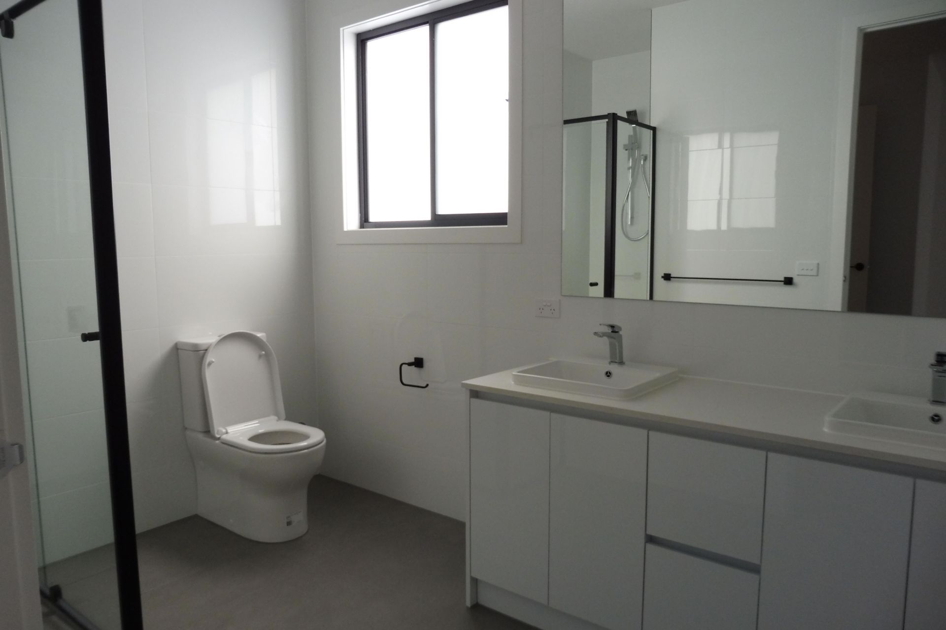 ARCHITECT DESIGNED DOUBLE STOREY TOWNHOUSE