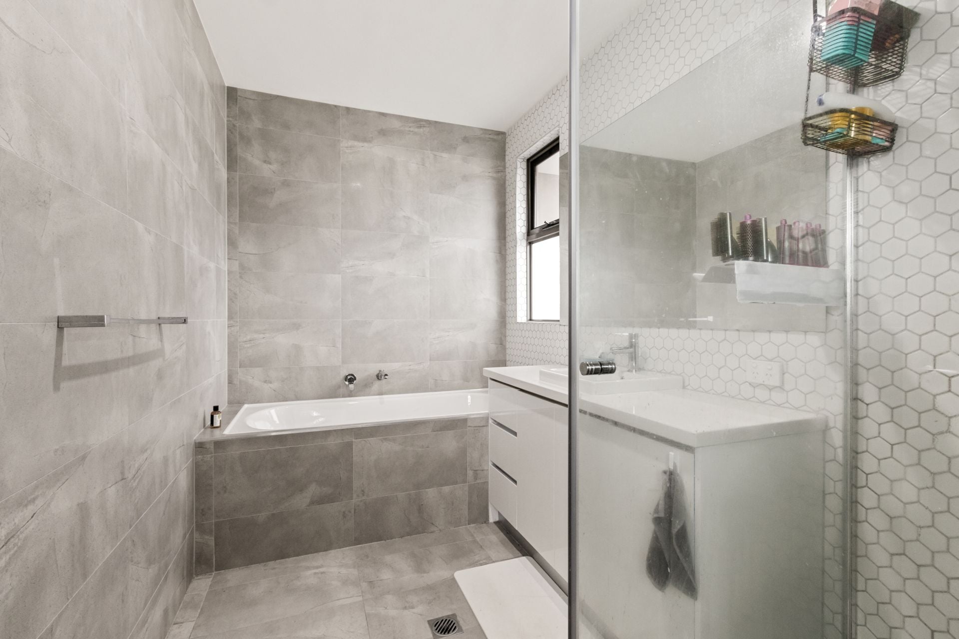 Modern 3-Bedroom Townhouse - Your Perfect Low-Maintenance Lifestyle