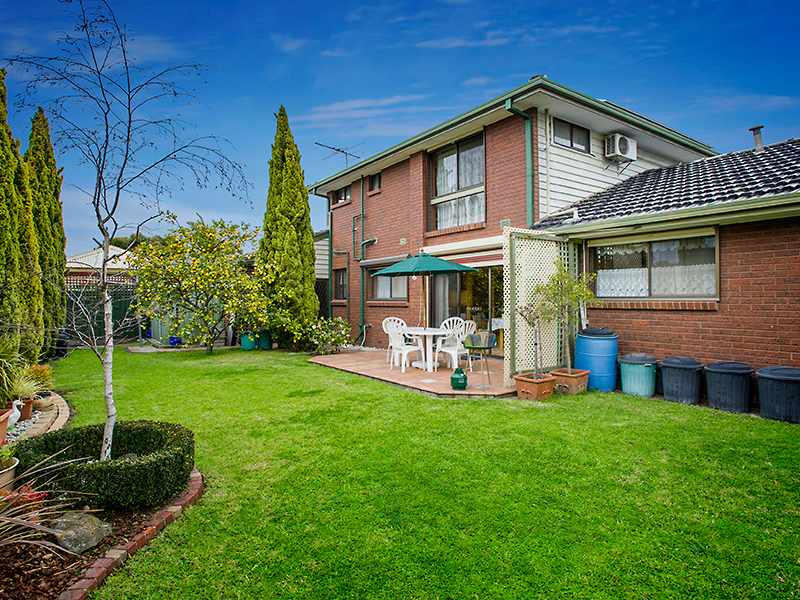 15 Langhorne Street, Altona Meadows - Thumbnail 4
