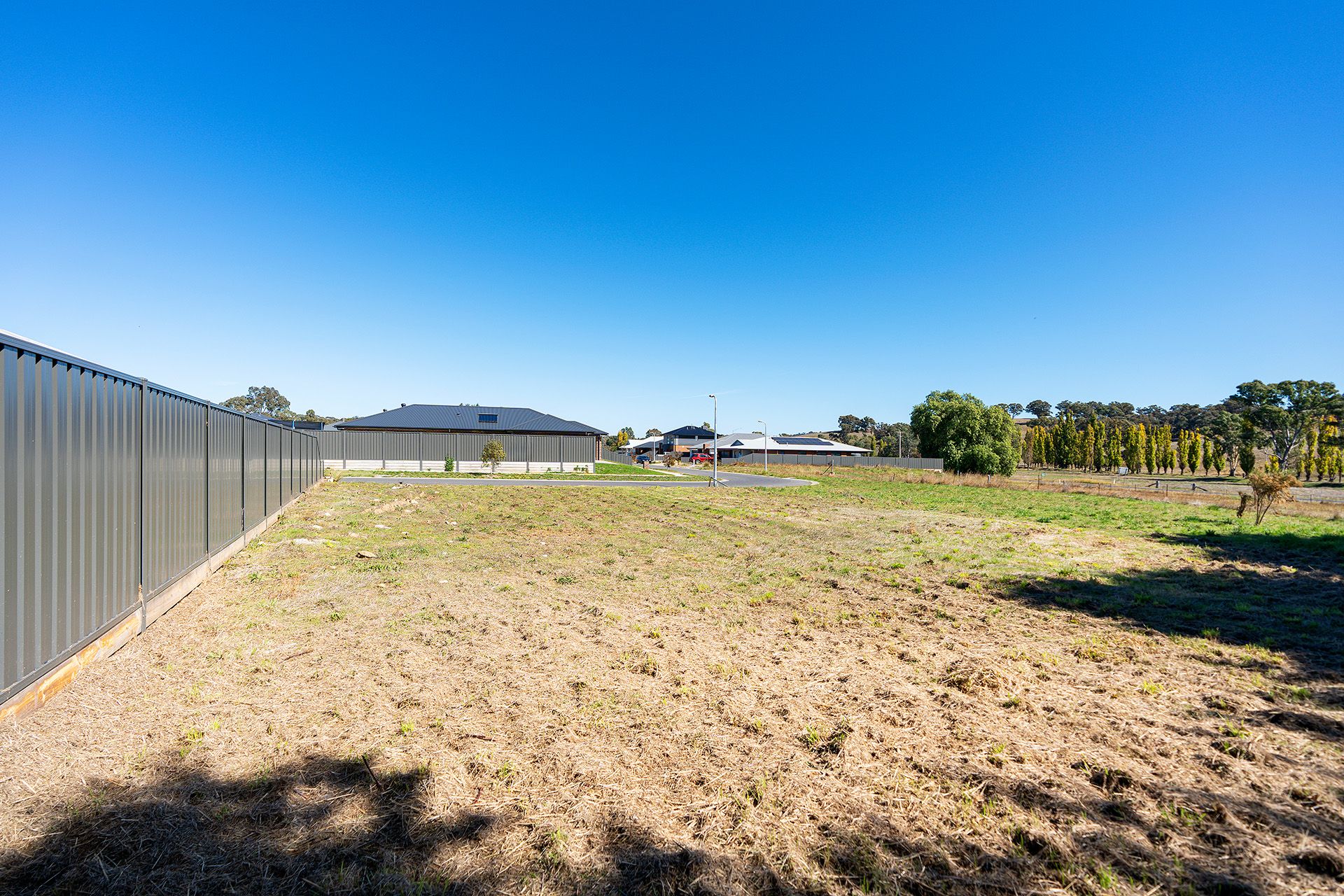 1 Banksia Court, Campbells Creek - Thumbnail 5