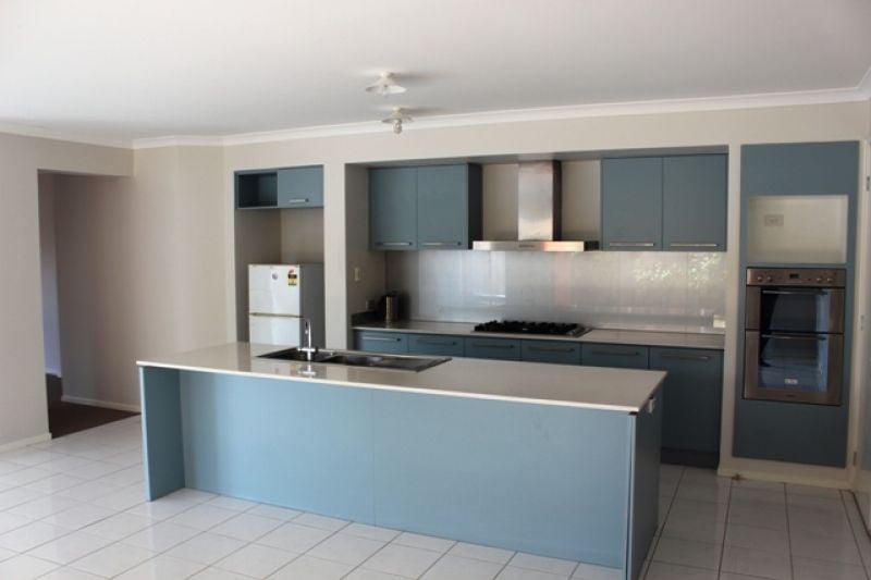15 Lindley Avenue, Caroline Springs - Thumbnail 3