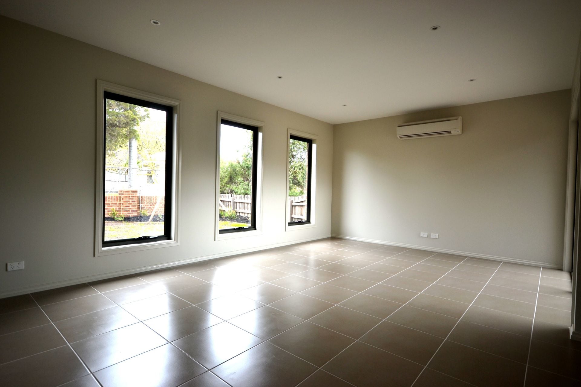 SPACIOUS TWO BEDROOM PLUS STUDY