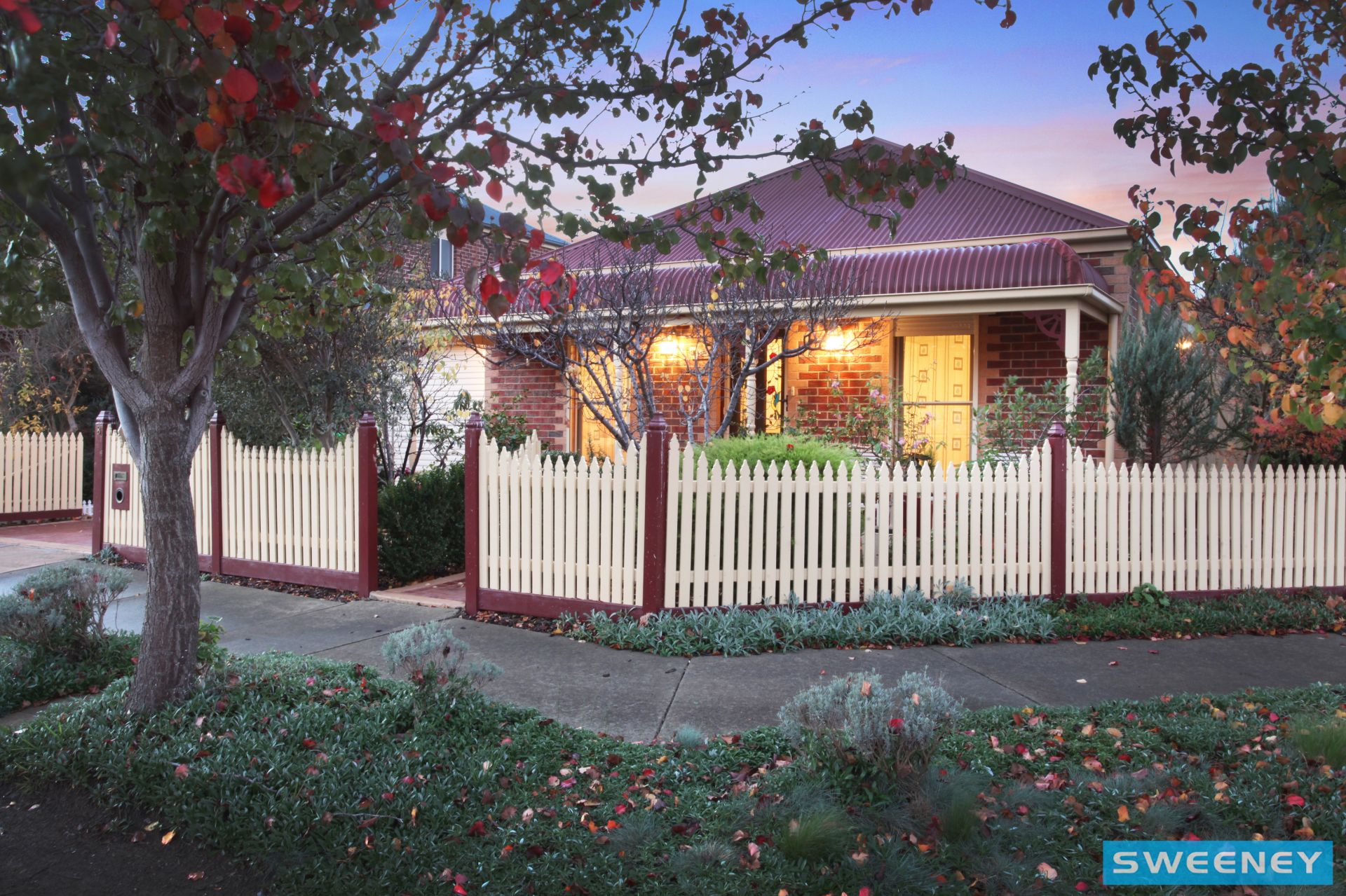 8 Landers Court, Caroline Springs - Thumbnail 2