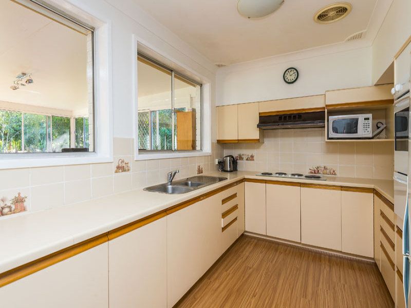75 Kooringal Avenue THORNLEIGH NSW, Thornleigh - Thumbnail 3