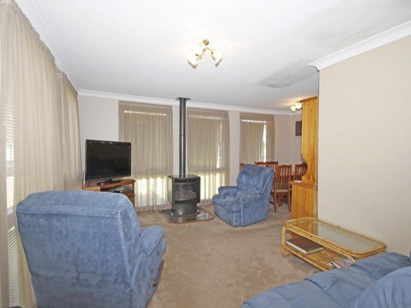 50 William Cox Drive, Richmond - Thumbnail 4
