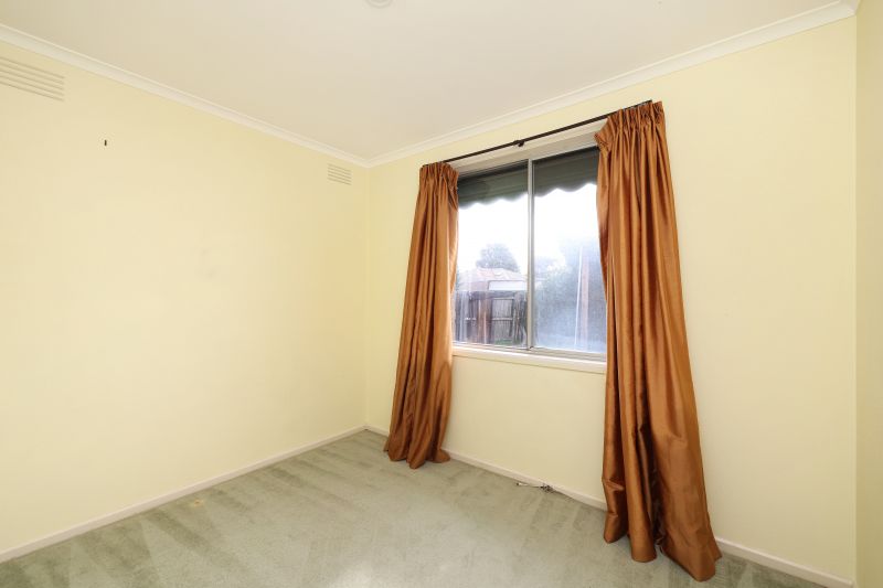 2 Delatite Close, Epping