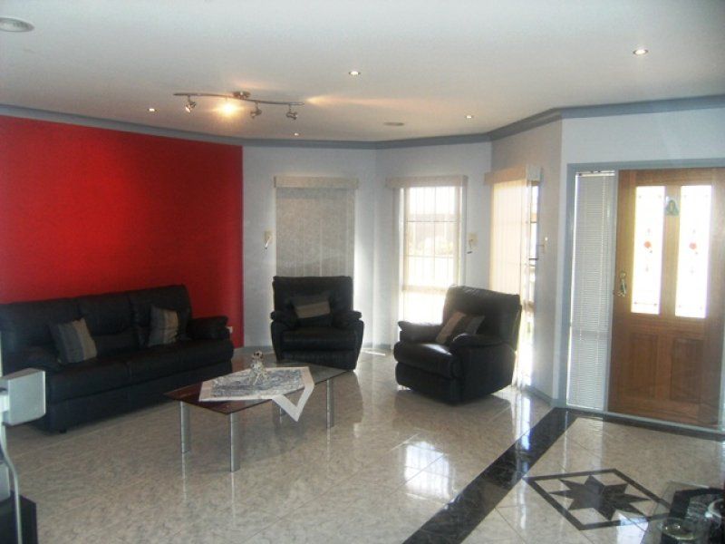 2 Thorpe Place, Burnside - Thumbnail 3