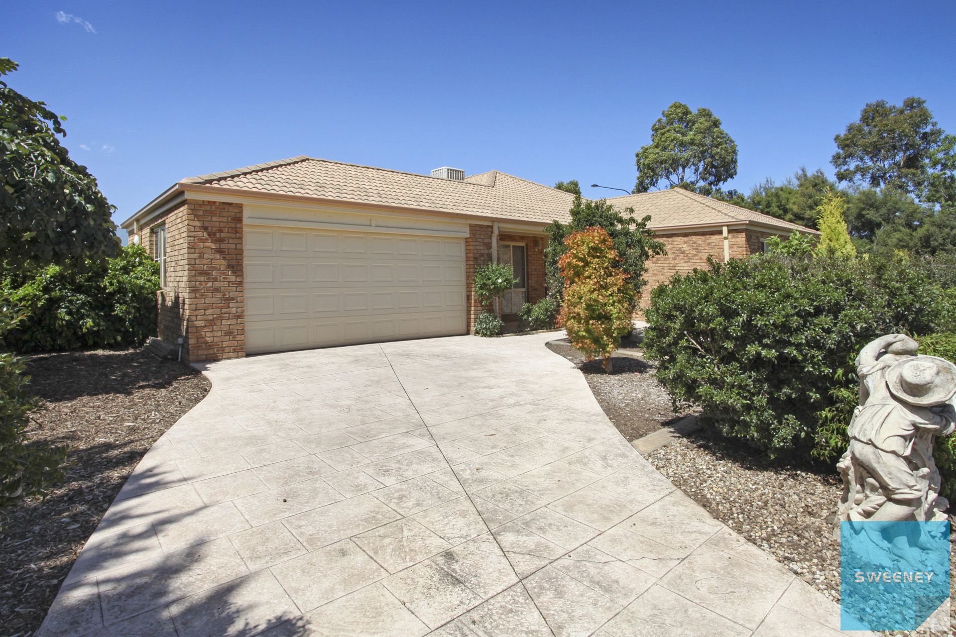 20 Blenheim Way, Caroline Springs - Thumbnail 5