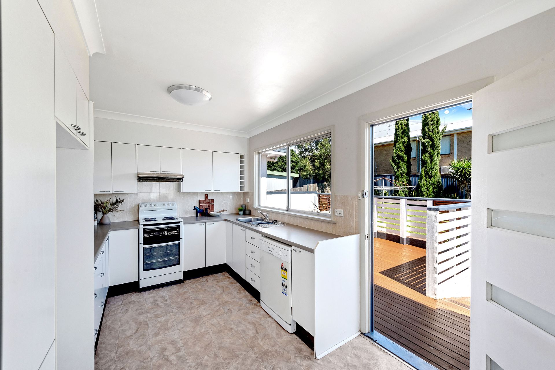 37 Hudson Avenue Port Macquarie NSW, Port Macquarie - Thumbnail 4