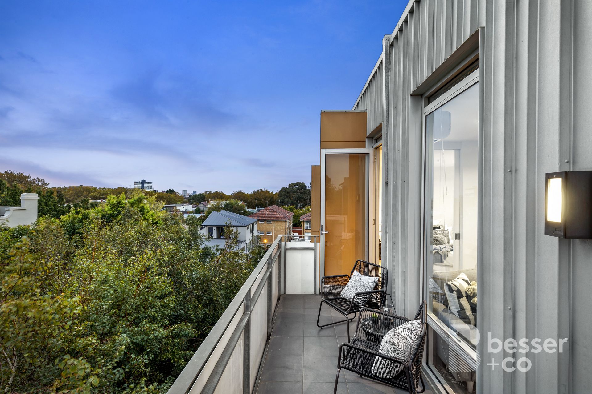 26/52 Fitzroy Street, St Kilda - Thumbnail 3
