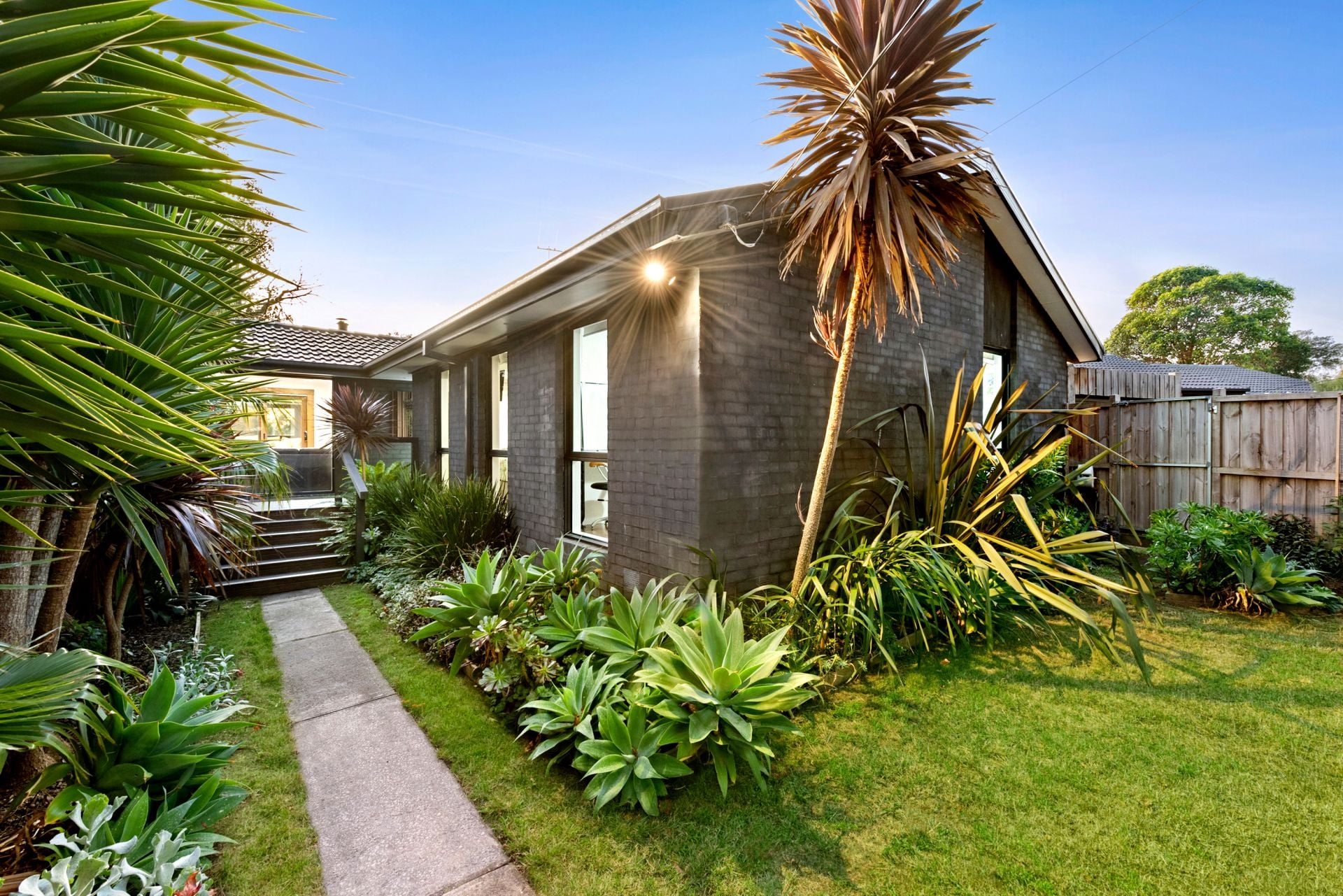 7 Waruka Court, Mornington VIC
