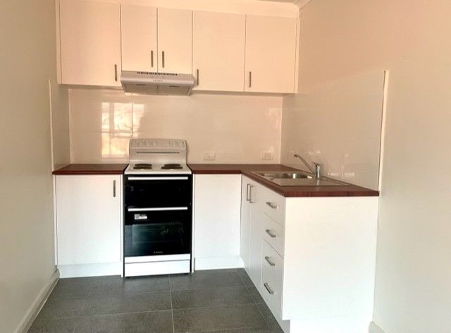 Newly Renovated in a superb location!