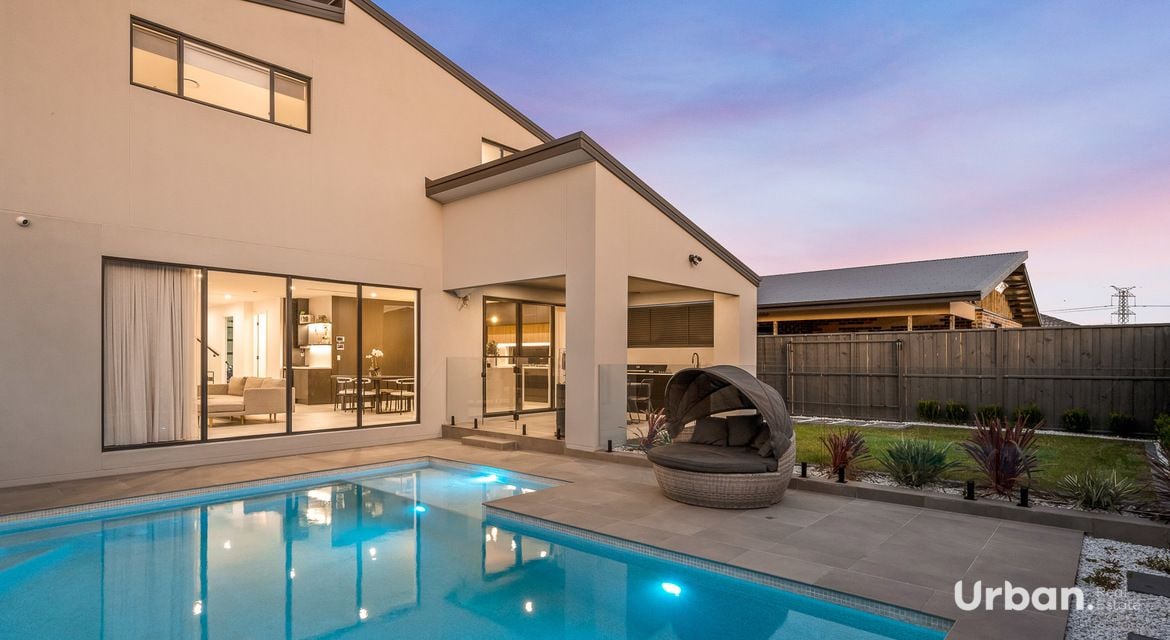 Gledswood Hills 19 Ashwell Way