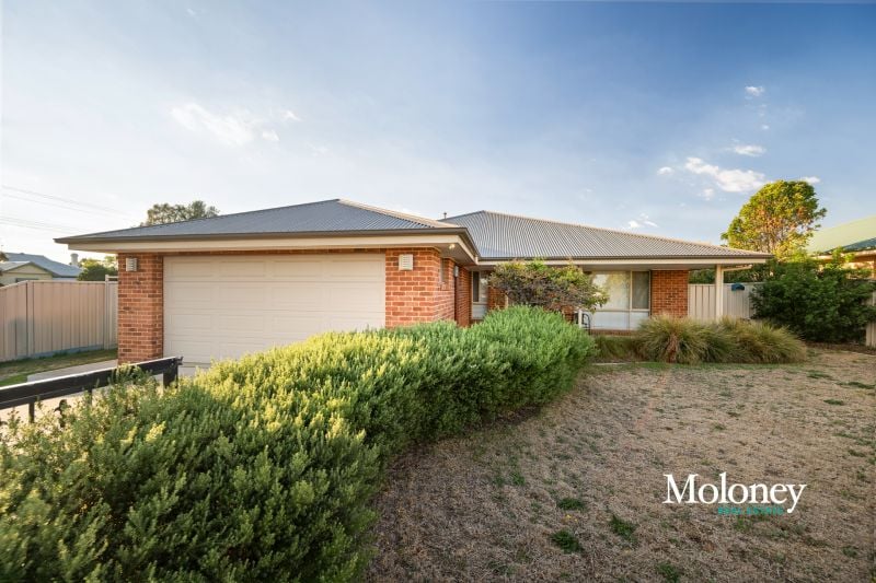Appealing home with style, space & convenience