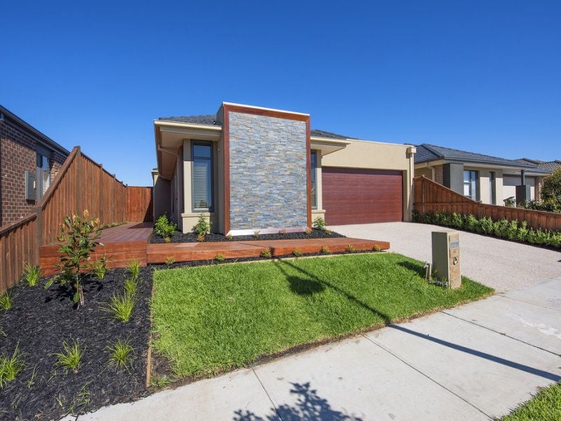 17 Siena Drive MERNDA, Mernda - Thumbnail 3