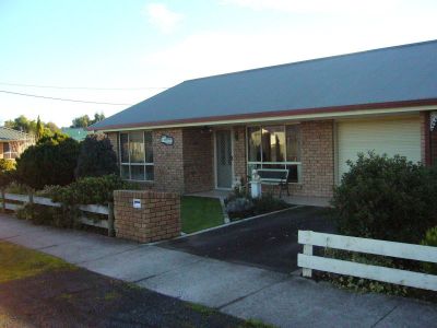 LATROBE, LATROBE, Latrobe - Thumbnail 2