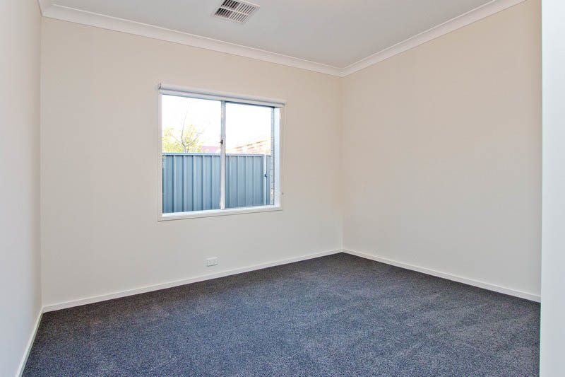 34  Taylors Lane  Mile End 5031