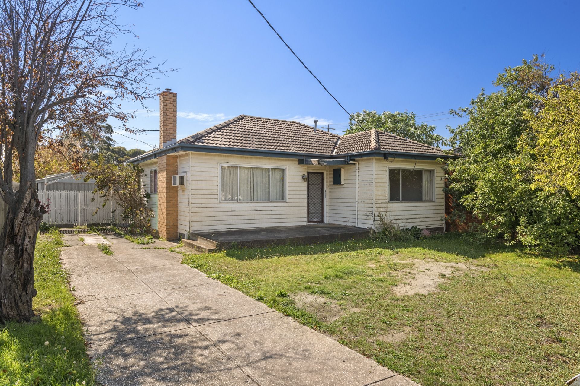 DEMOLISH AND DEVELOP - LAND APPROX 688m2