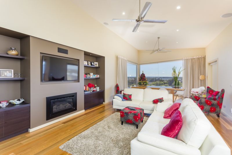 4 Governors Place OCEAN GROVE VIC, Ocean Grove - Thumbnail 2