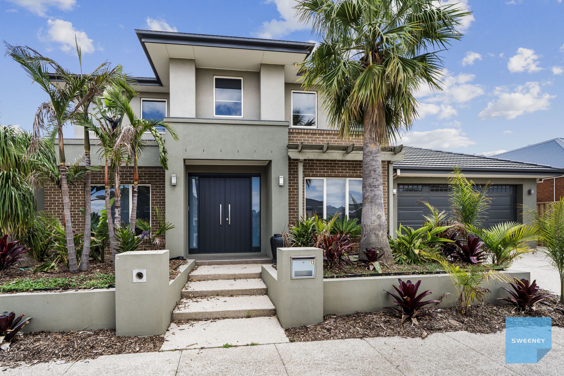 12 Beckett  Crescent, Caroline Springs - Thumbnail 2