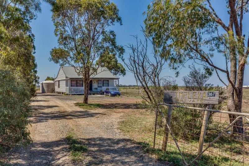 367 Bences Road, Merrimu - Thumbnail 2