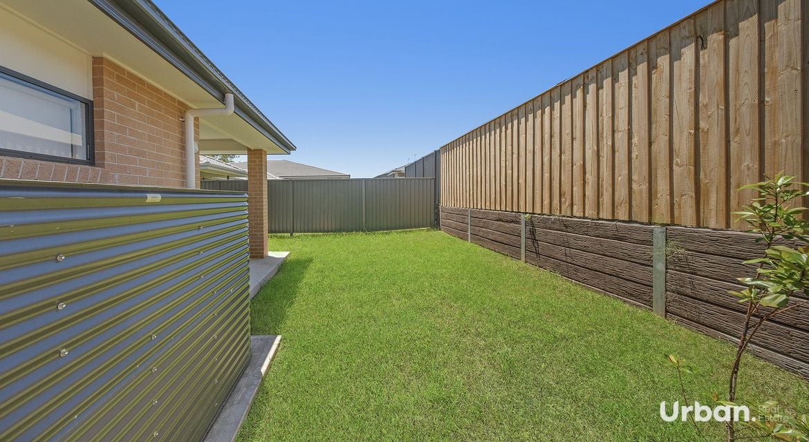 Lochinvar 1/189 Robert Road