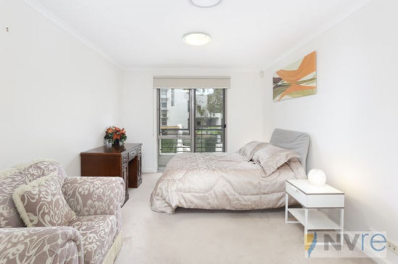 4 Sandpiper Crescent NEWINGTON NSW, Newington - Thumbnail 6