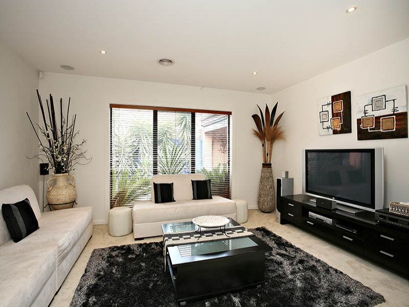 35 The Avenue SOUTH MORANG, South Morang - Thumbnail 4