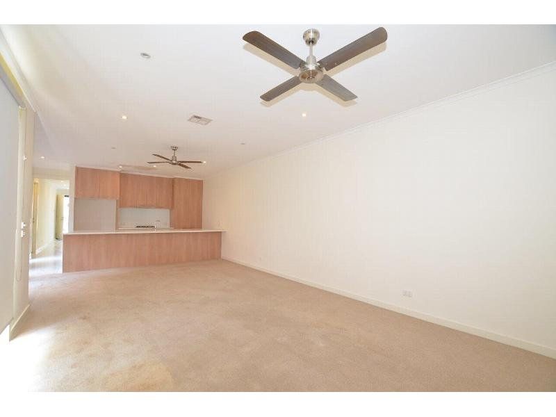 46 McDougall Drive FOOTSCRAY VIC, Footscray - Thumbnail 4