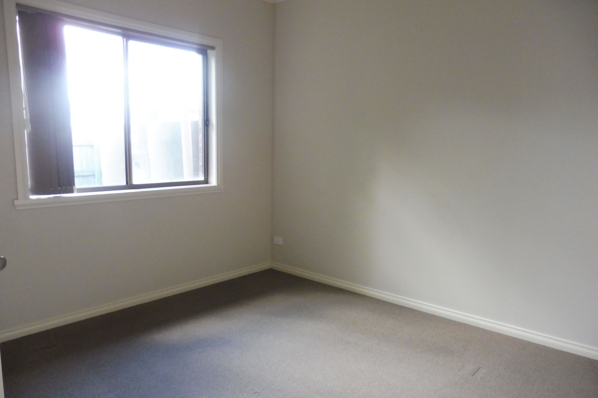 UNIT IN CONVENIANT LOCATION