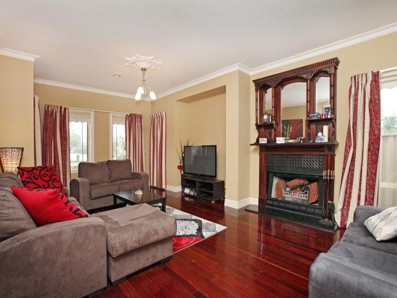 13 Cairn Curran Terrace, Caroline Springs - Thumbnail 7