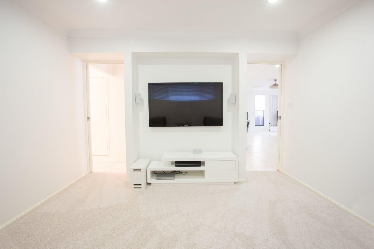 Colebee 27 Kirkwood Crescent