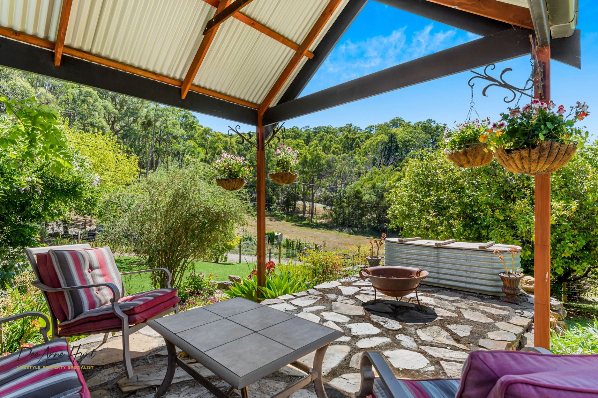 25 Ostigh Road, Carey Gully Williams Real Estate