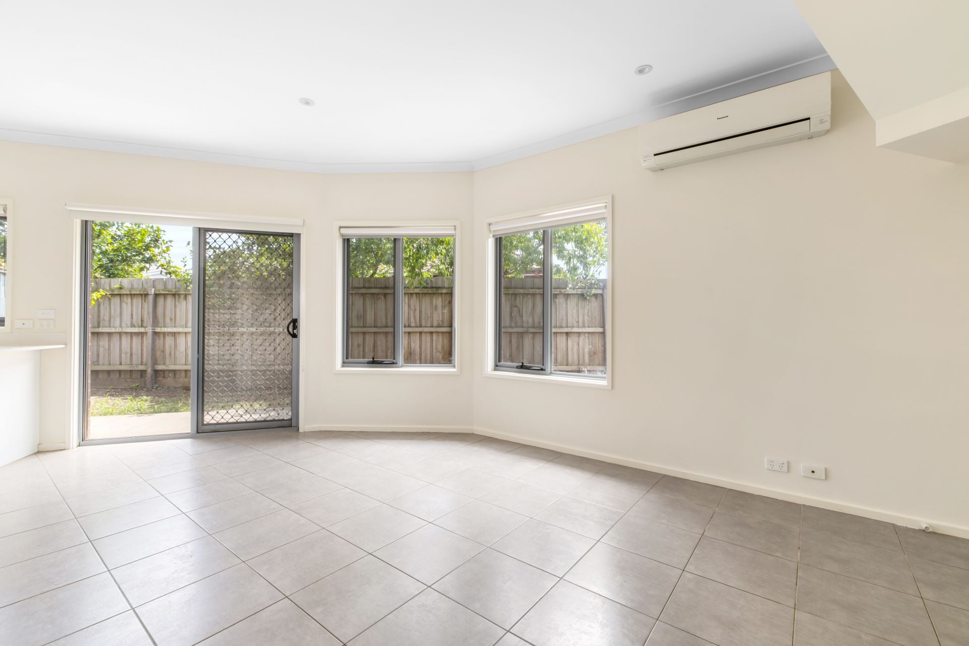 Spacious, Stylish And In Such A Central Location!