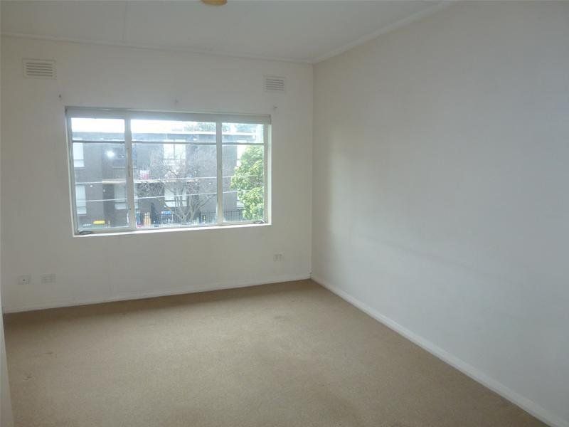 5/166 Leamington Street, Reservoir