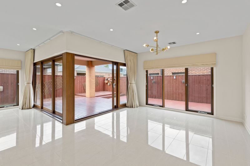 1 Errinundra Way, Wollert