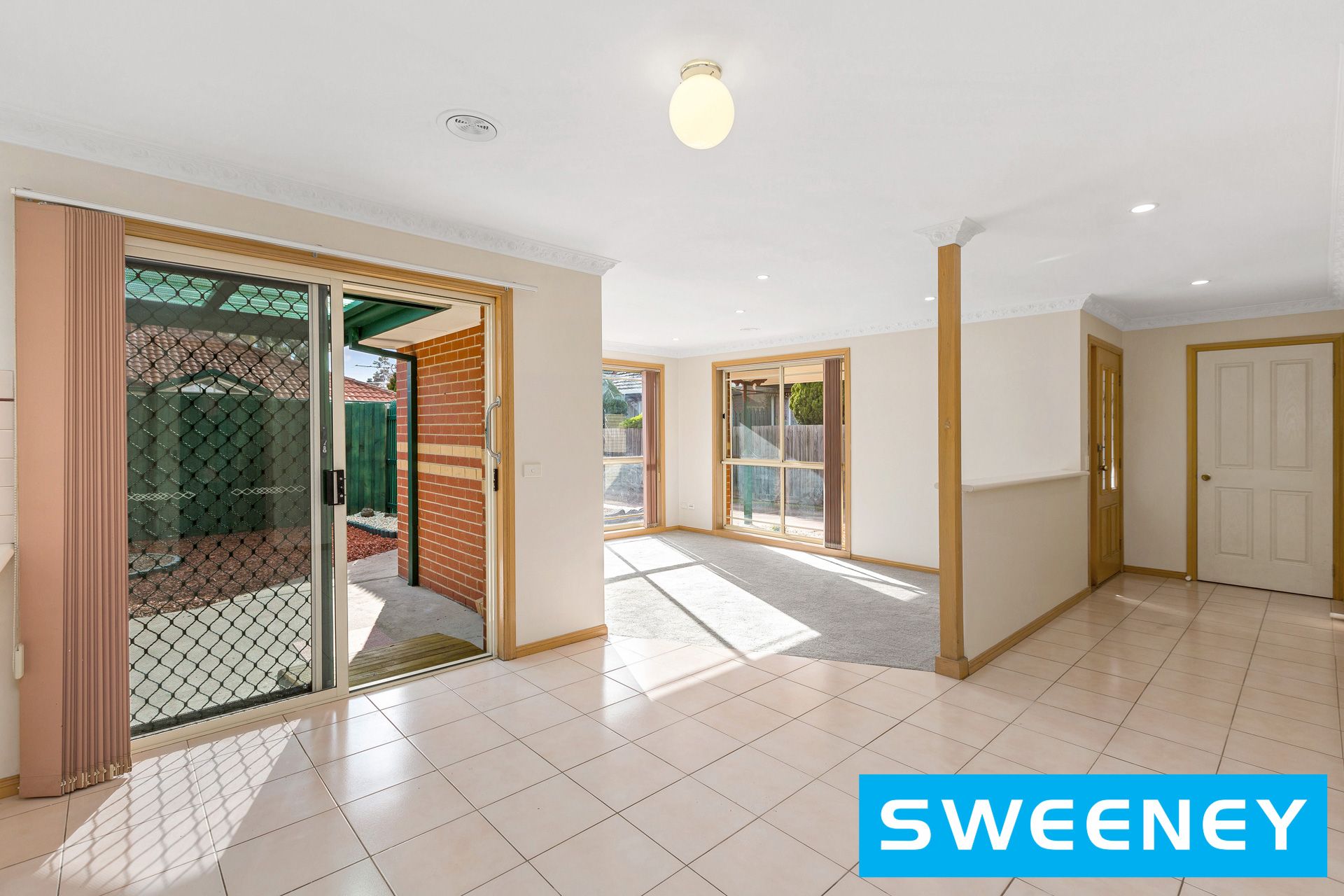 ALTONA, Altona - Thumbnail 3