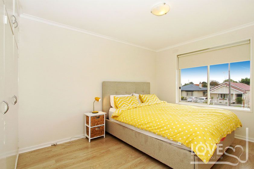 Rejuvenated Low Maintenance Apartment