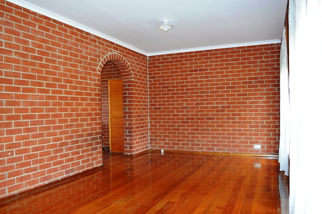 SUPERB LOCATION  *Insp Wed 9th Nov @ 5:00pm*