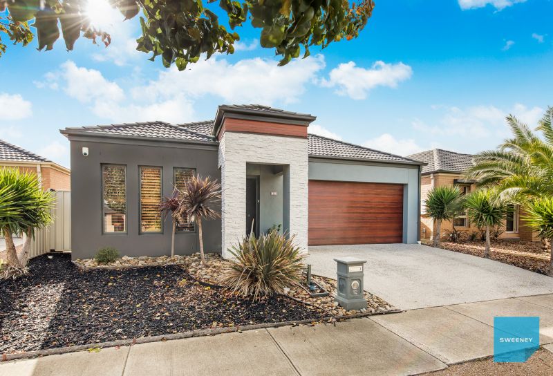 12 Carisbrook Street, Caroline Springs - Thumbnail 3