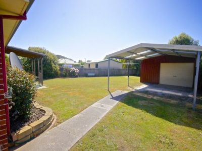 9 Racecourse Crescent, TURNERS BEACH, Turners Beach - Thumbnail 7