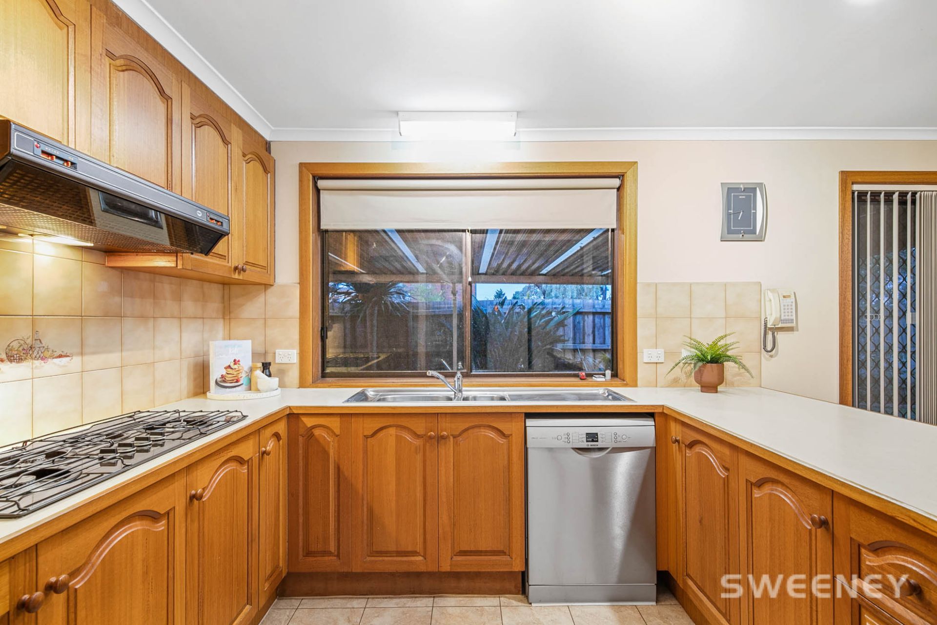 4 Clement Court, Altona Meadows - Thumbnail 7