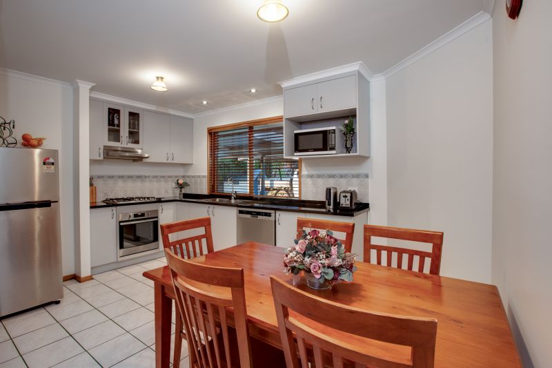 6 Oak Court Thurgoona NSW, Thurgoona - Thumbnail 4