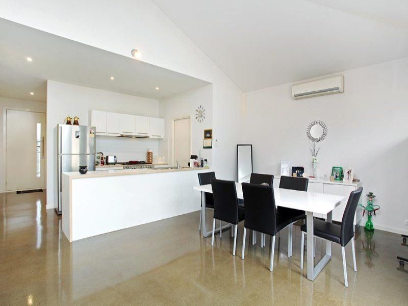 9 Tumbalong Street, Caroline Springs - Thumbnail 4