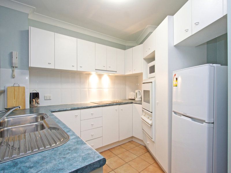 22/102 Musgrave Street KIRRA QLD, Kirra - Thumbnail 4