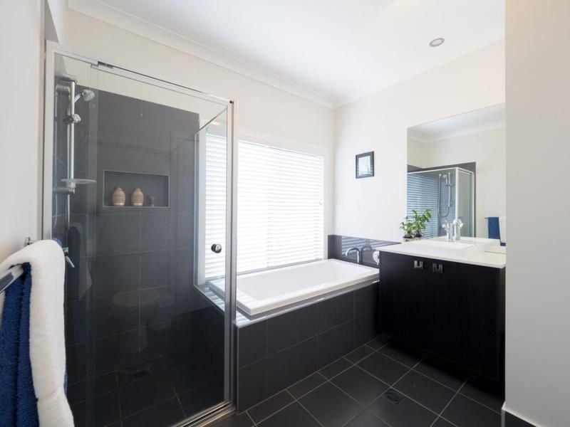 Colebee 31 Oakhill Crescent