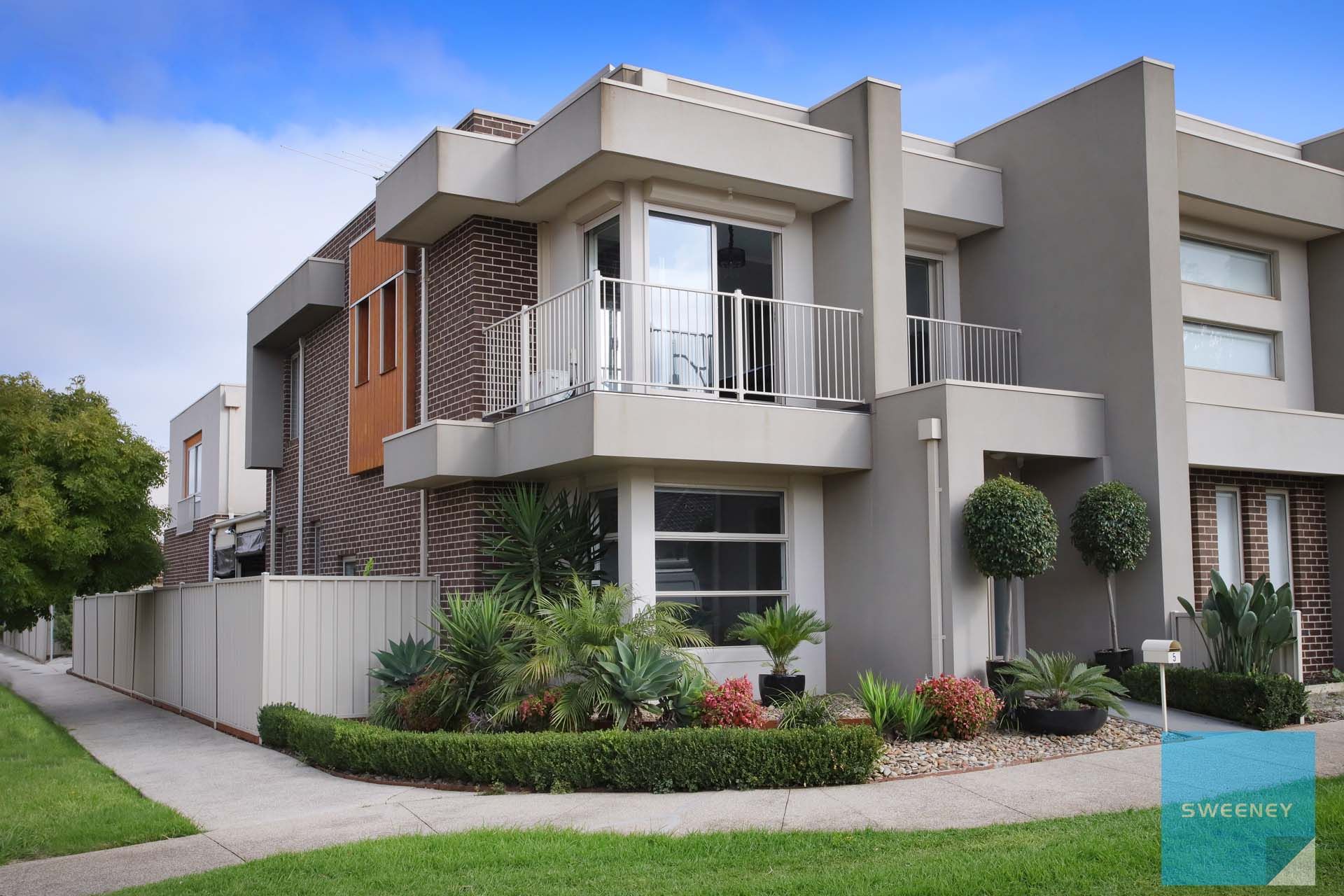 5 Landcox Way, Caroline Springs - Thumbnail 2